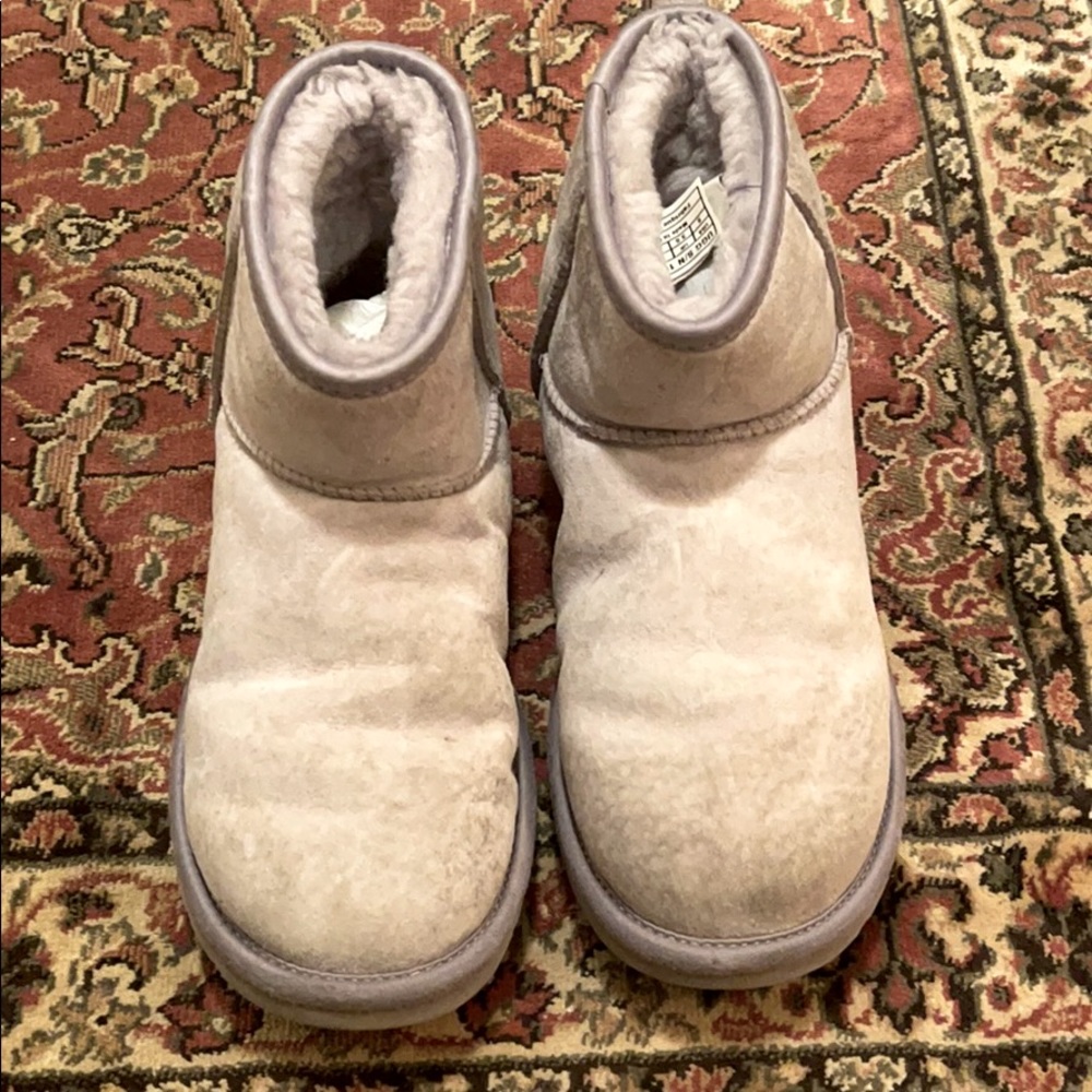 Ugg’s booties size USA 5